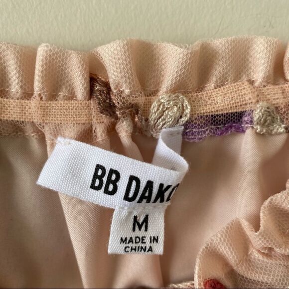 Bb Dakota-Stassi Embroidered Off Shoulder Top - Picture 9 of 9